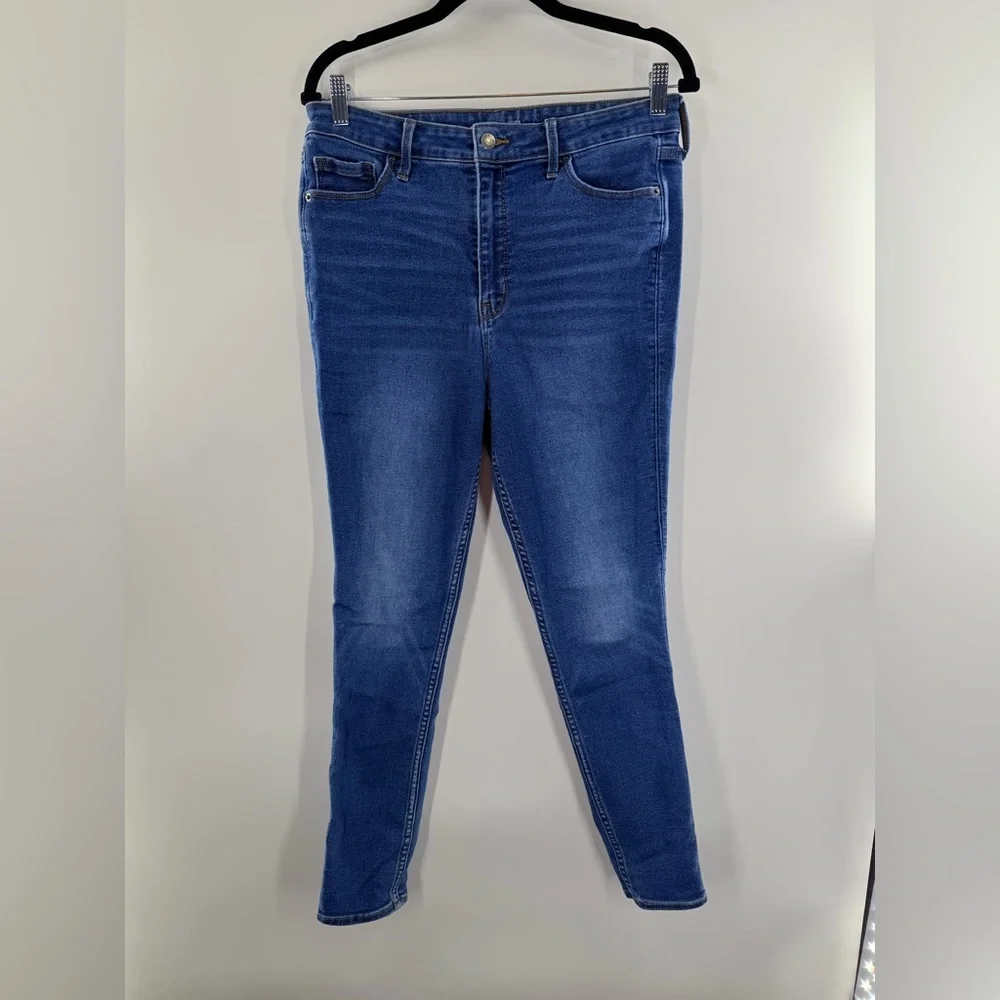 EUC Old Navy Dark Wash Rockstar Super Skinny Jeans - Picture 5 of 10